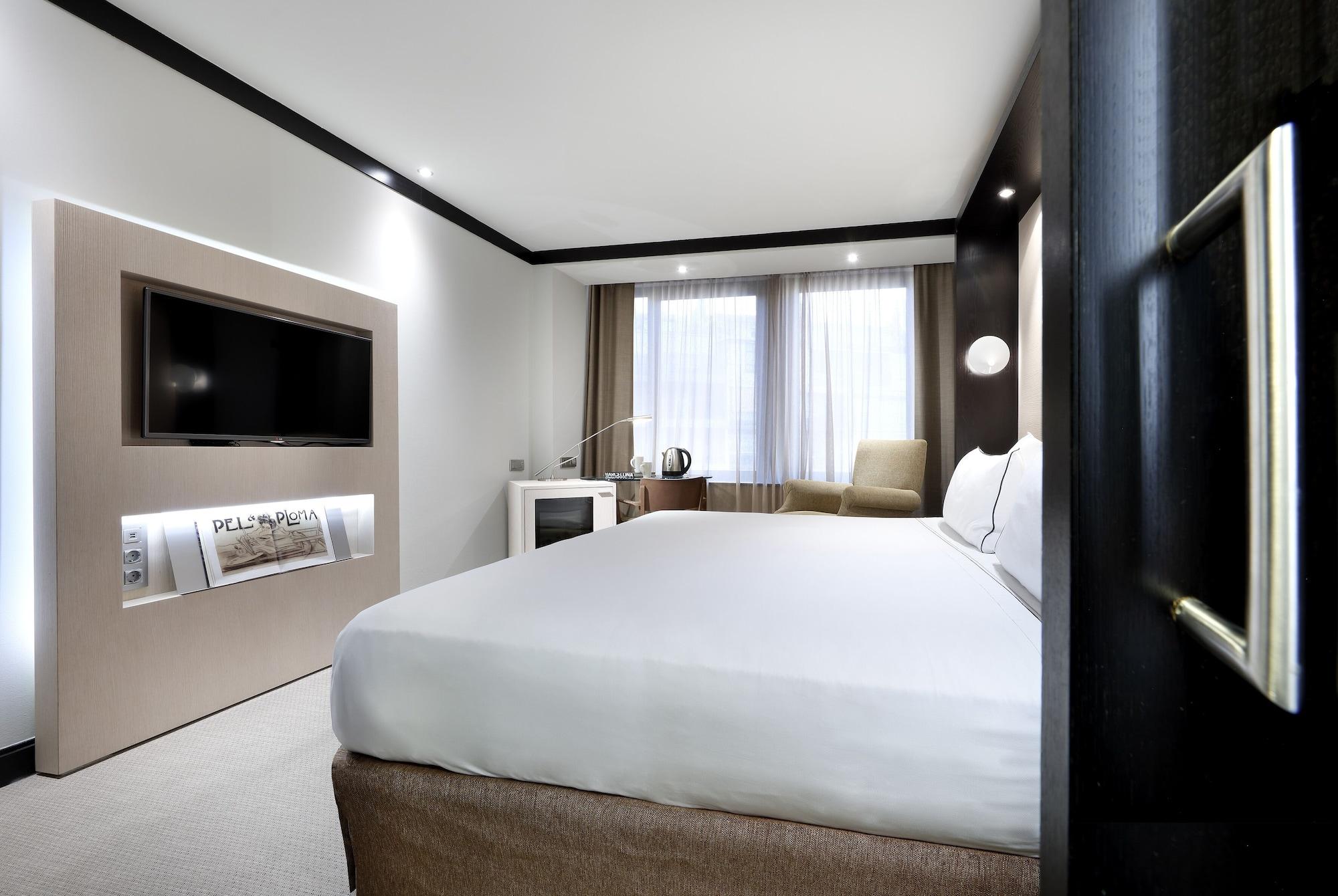 Hotel Melia Sarria 5*