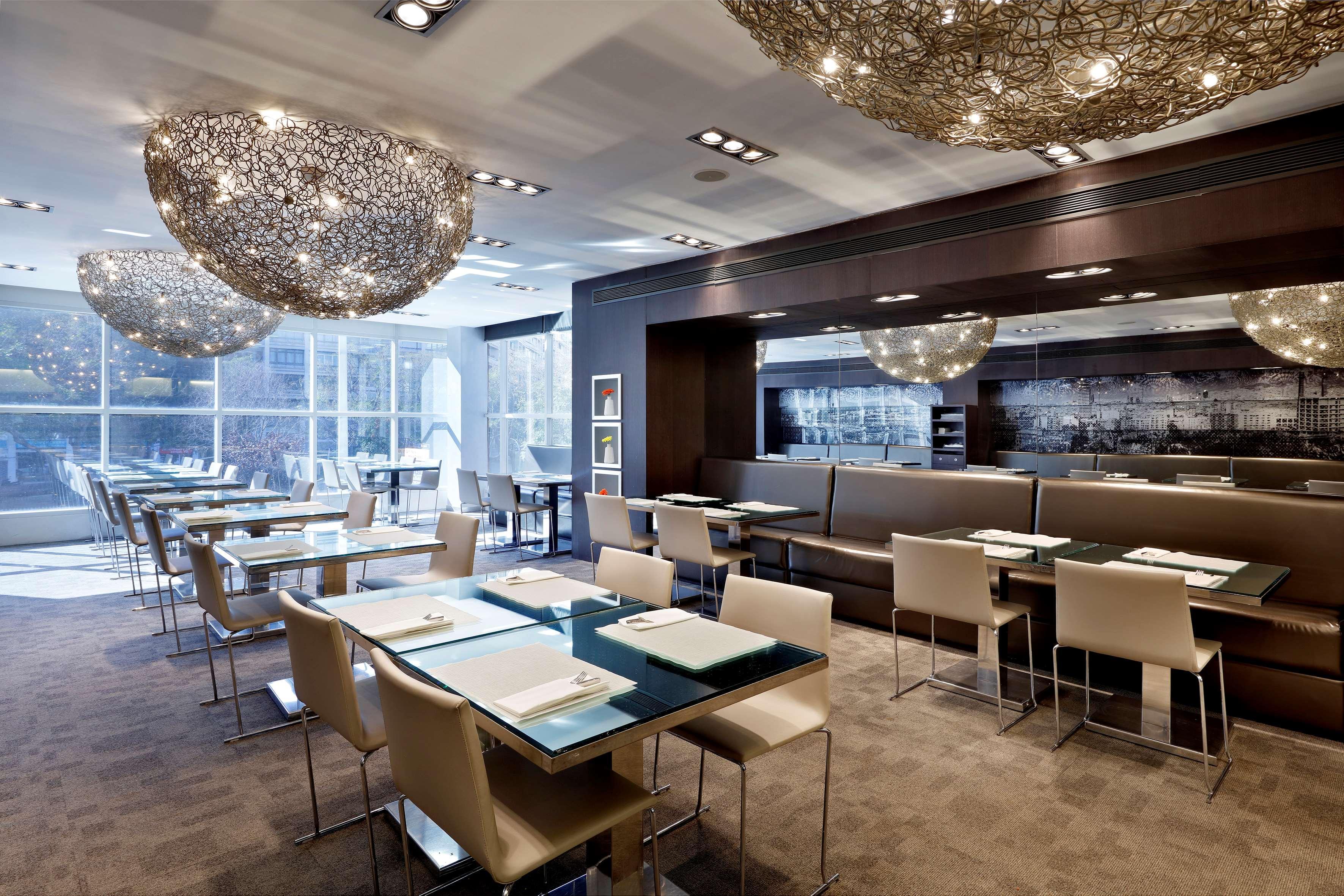 Melia Sarria 5*